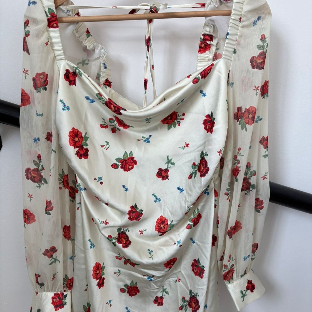 Flowery, satiny white dress